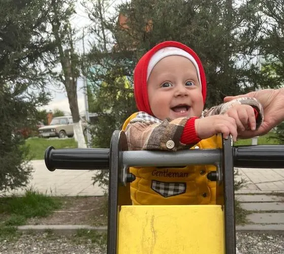 Little Garnik needs genetic testing