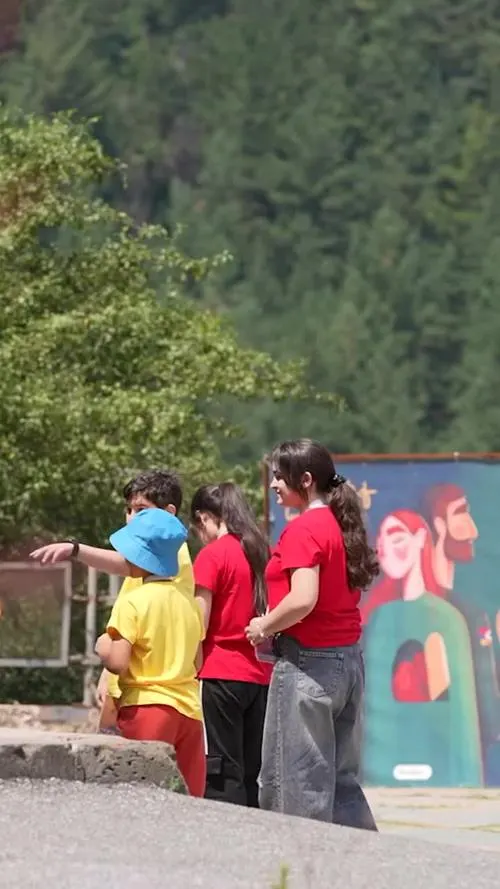 Become the summer camp sponsor of Vachagan, the son of a fallen hero