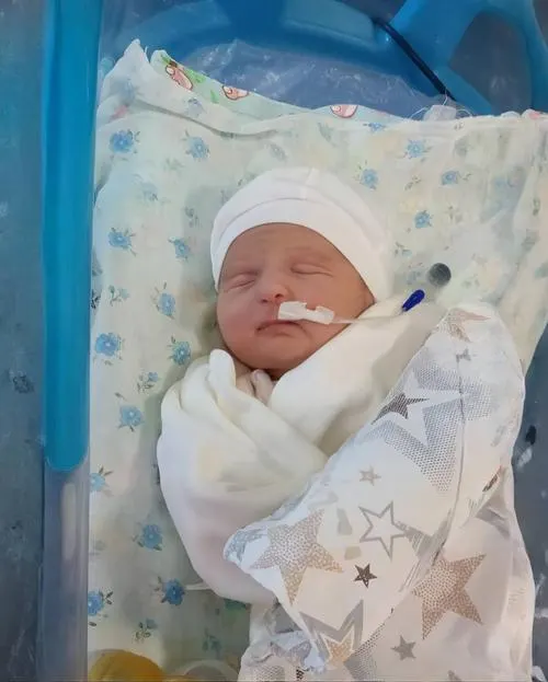 Help little Noemi overcome developmental delays